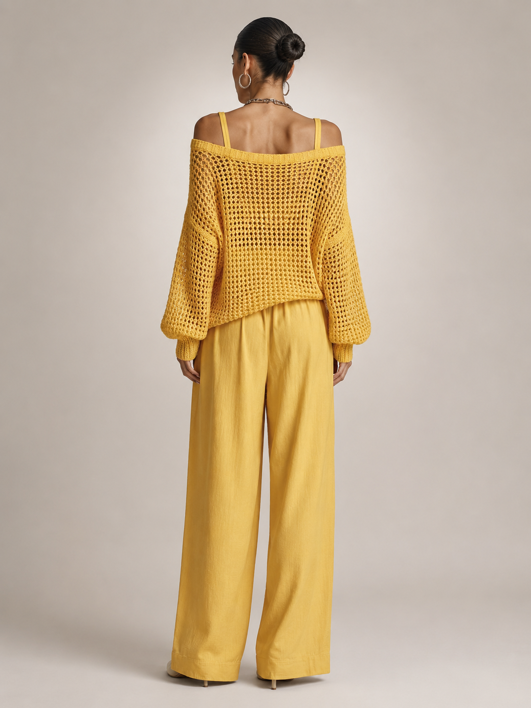 Ariana – Off-Shoulder Two-Piece Trouser Set