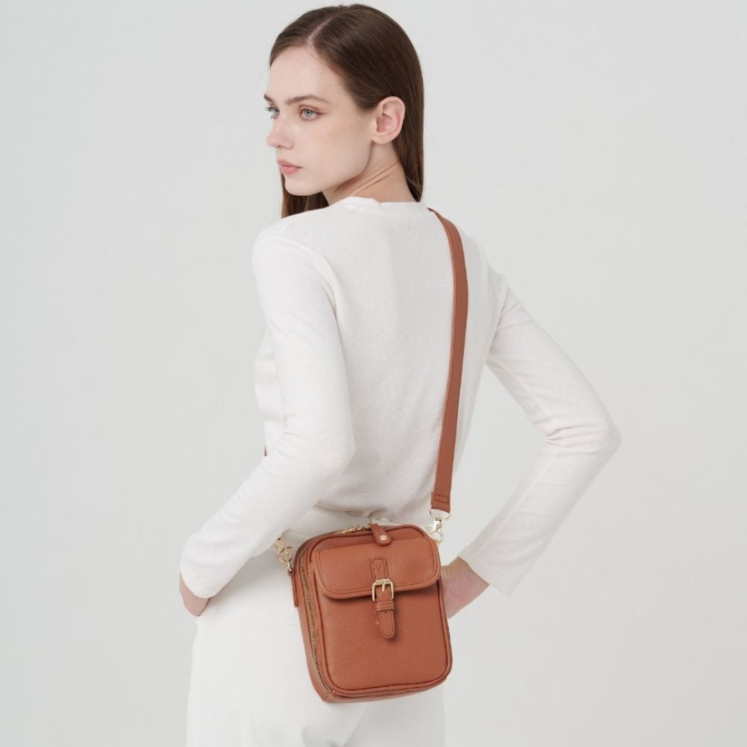 Valerie - Spacious Crossbody Bag