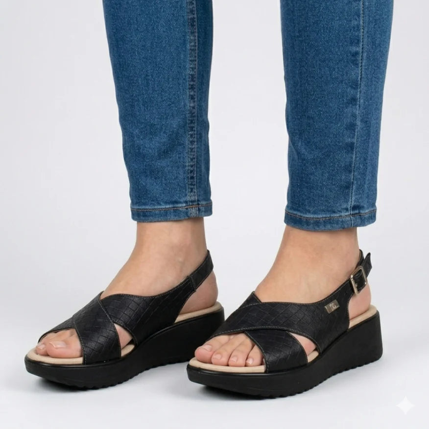 Rumi - Cushioned Platform Sandals