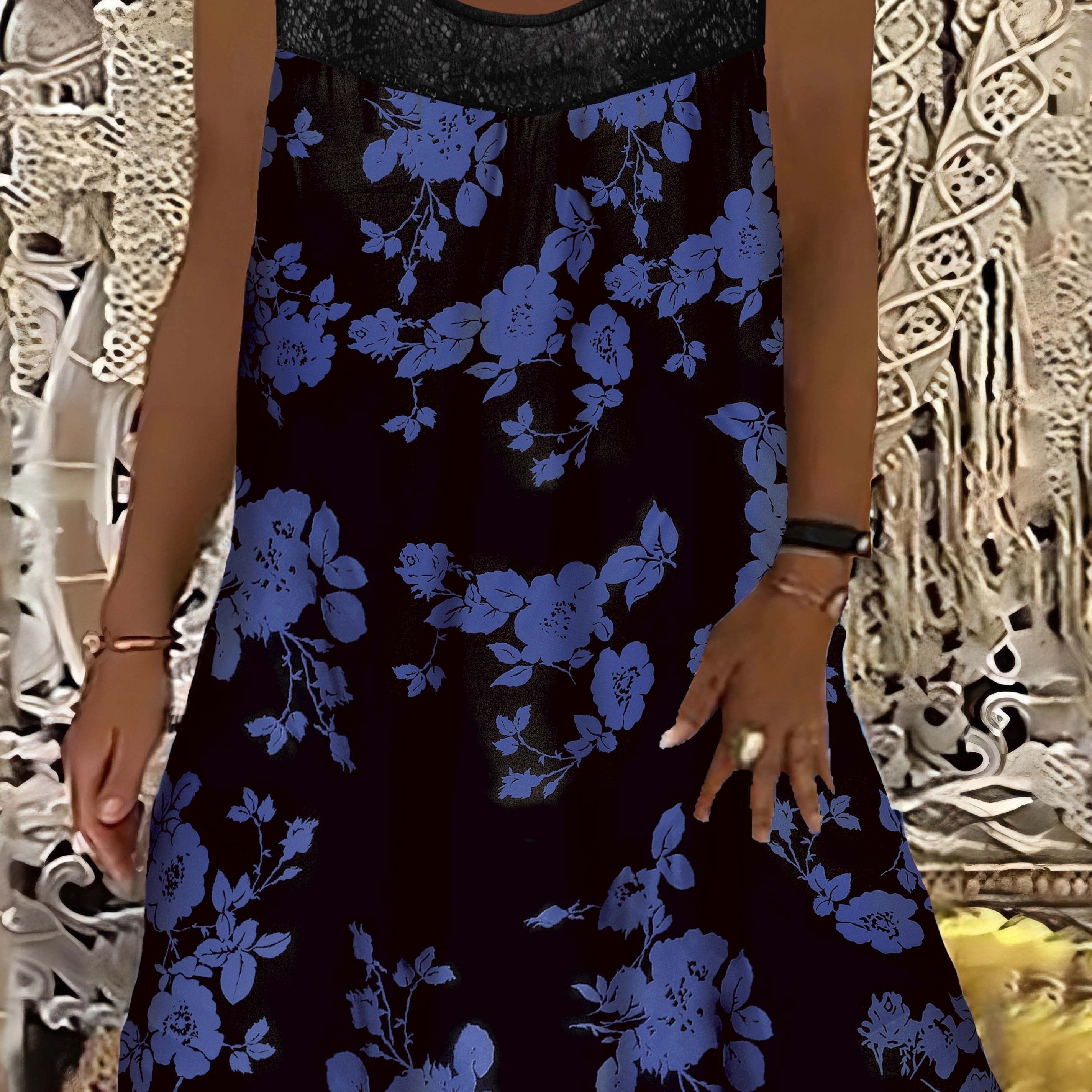 Vivien – Floral Lace Midi Dress