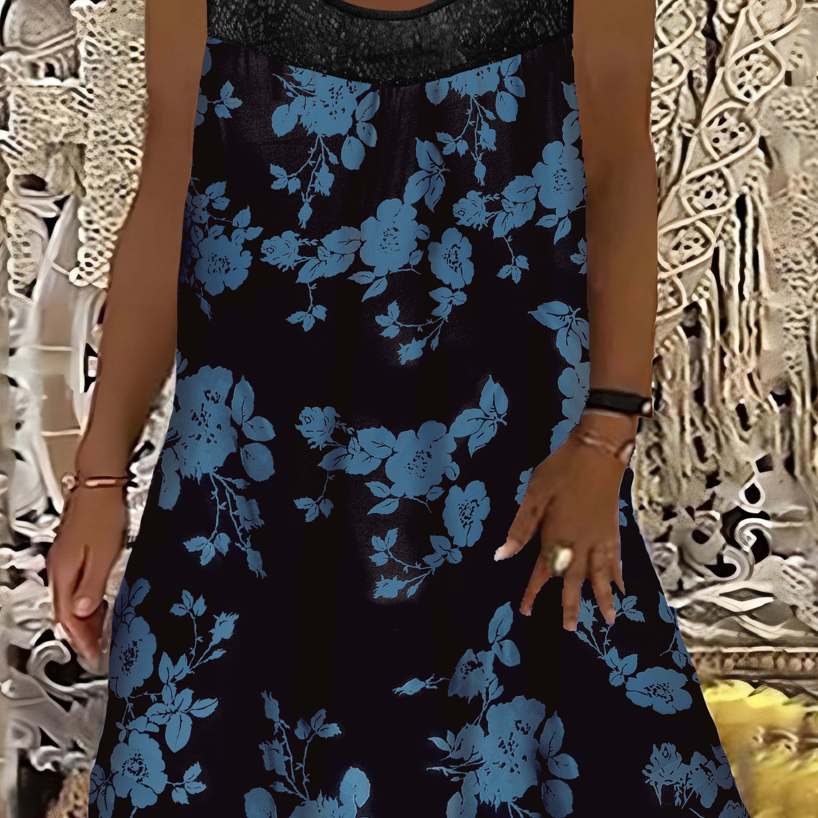 Vivien – Floral Lace Midi Dress