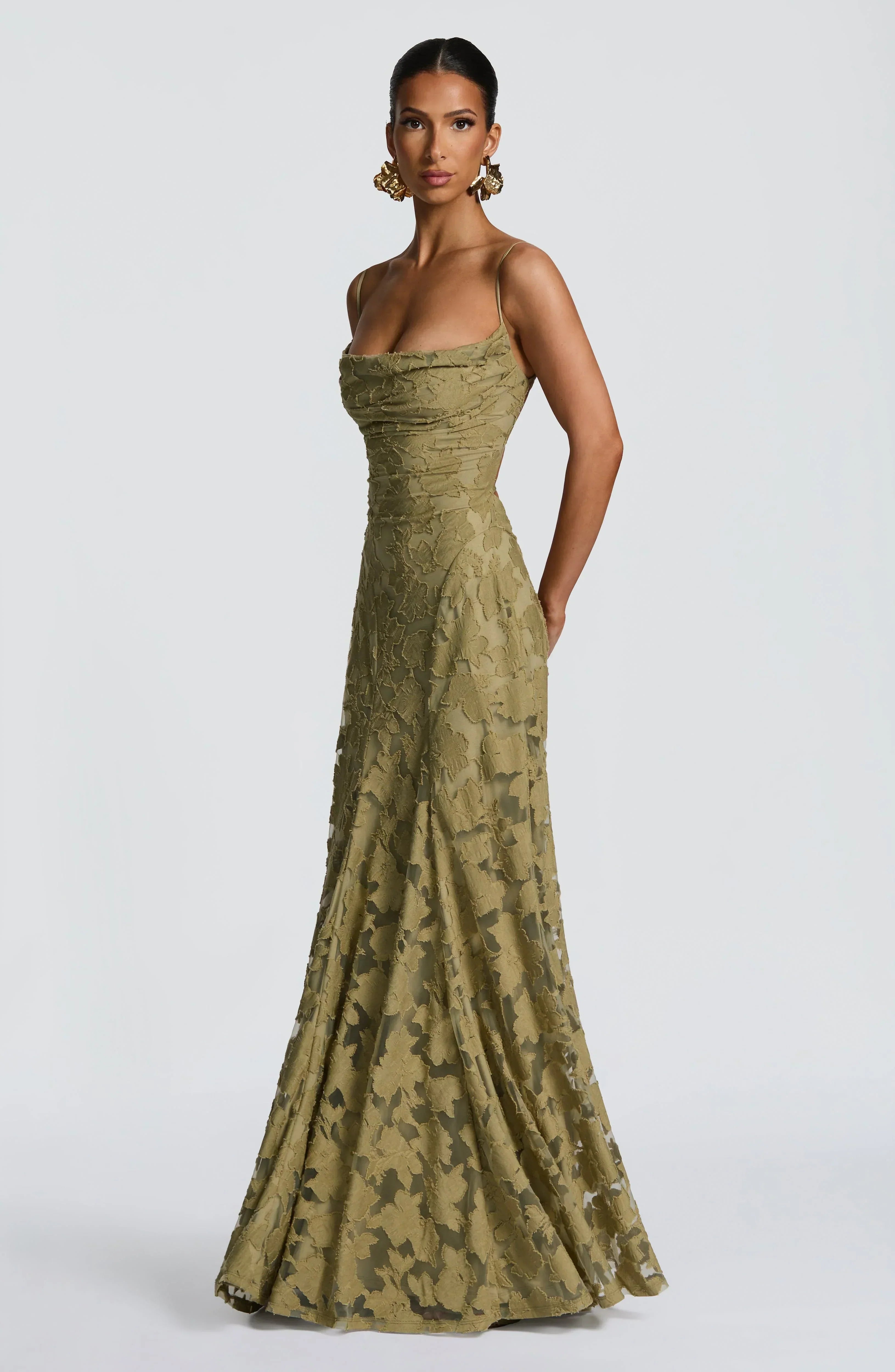 Calliope – Flowing Maxi Dress