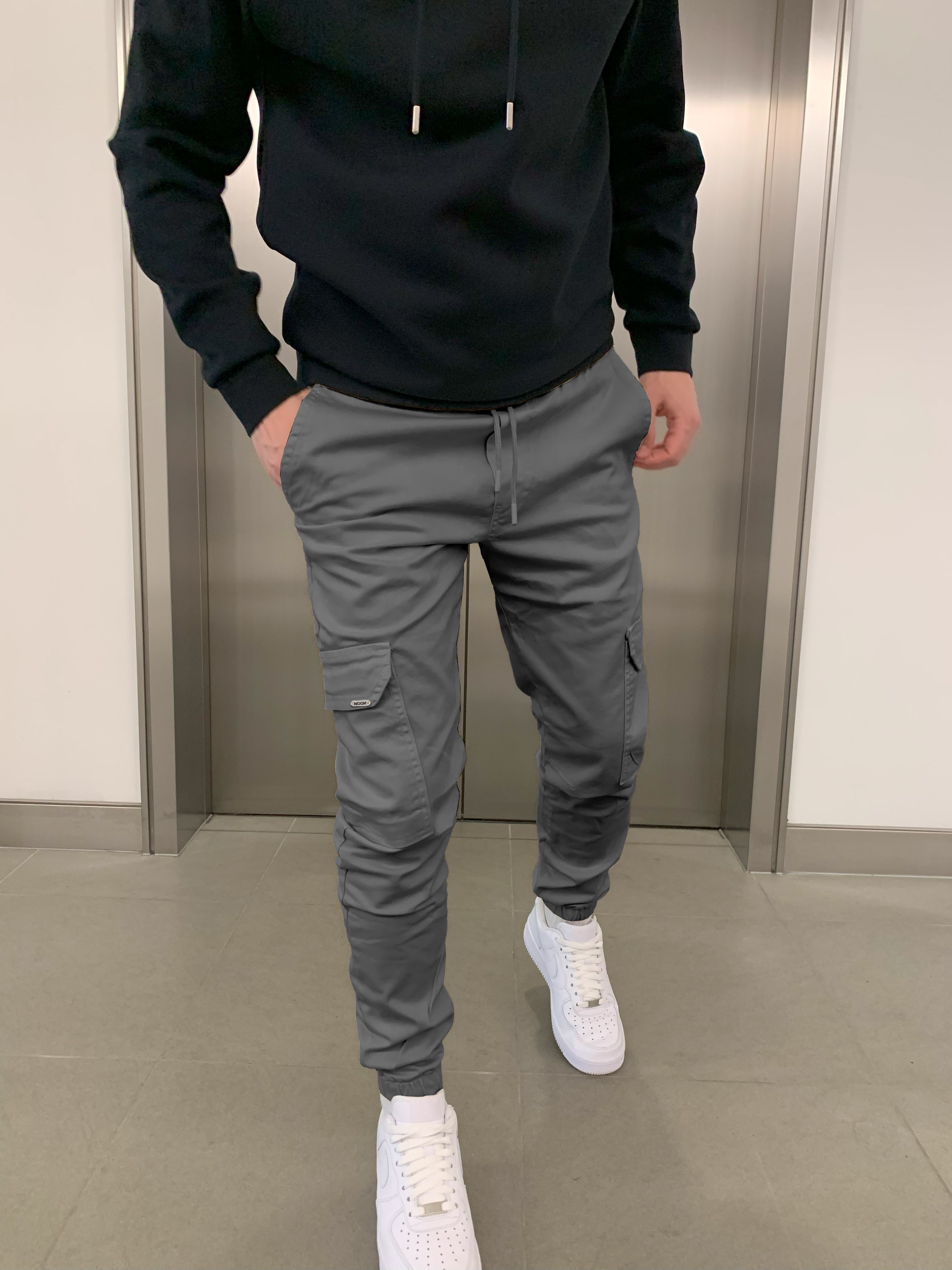 Crispin – Jogger-Cut Cargo Pants