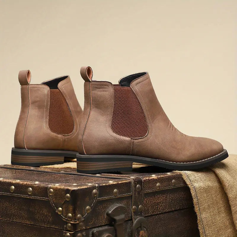 Hugo – Rugged Leather Boots for Every Day