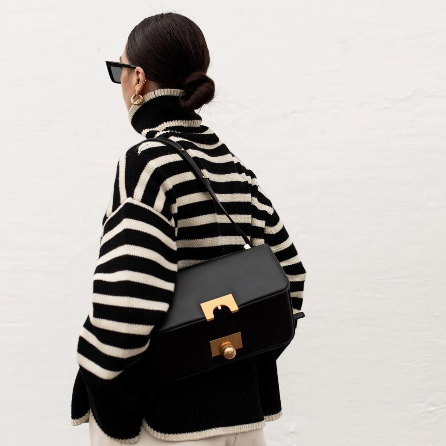 Calla – Chic Striped Casual Sweater