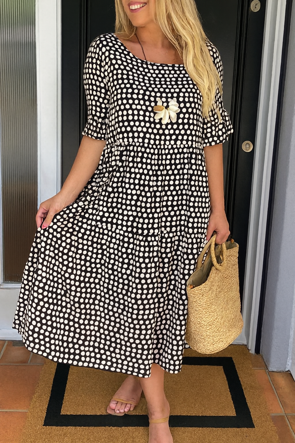 Loren – Short-Sleeve Midi Dress
