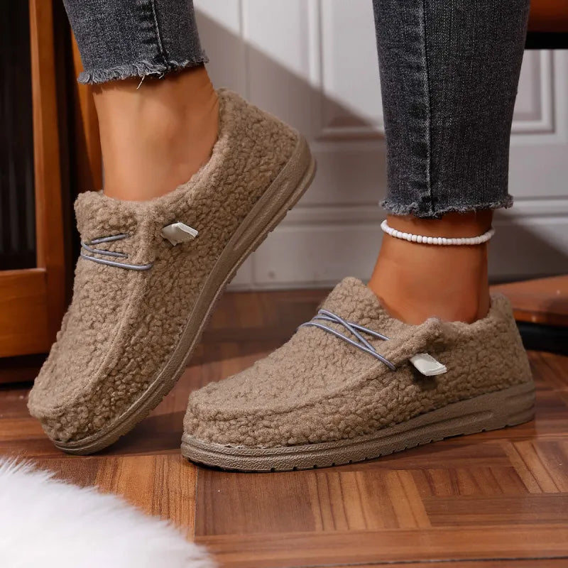 Claire – Warm Teddy Slippers