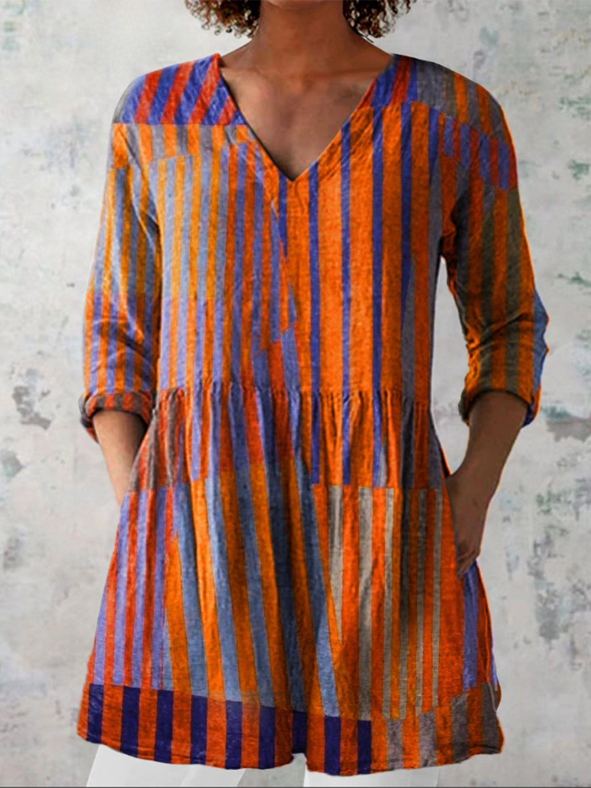 Zena – Long Blouse with Statement Pattern