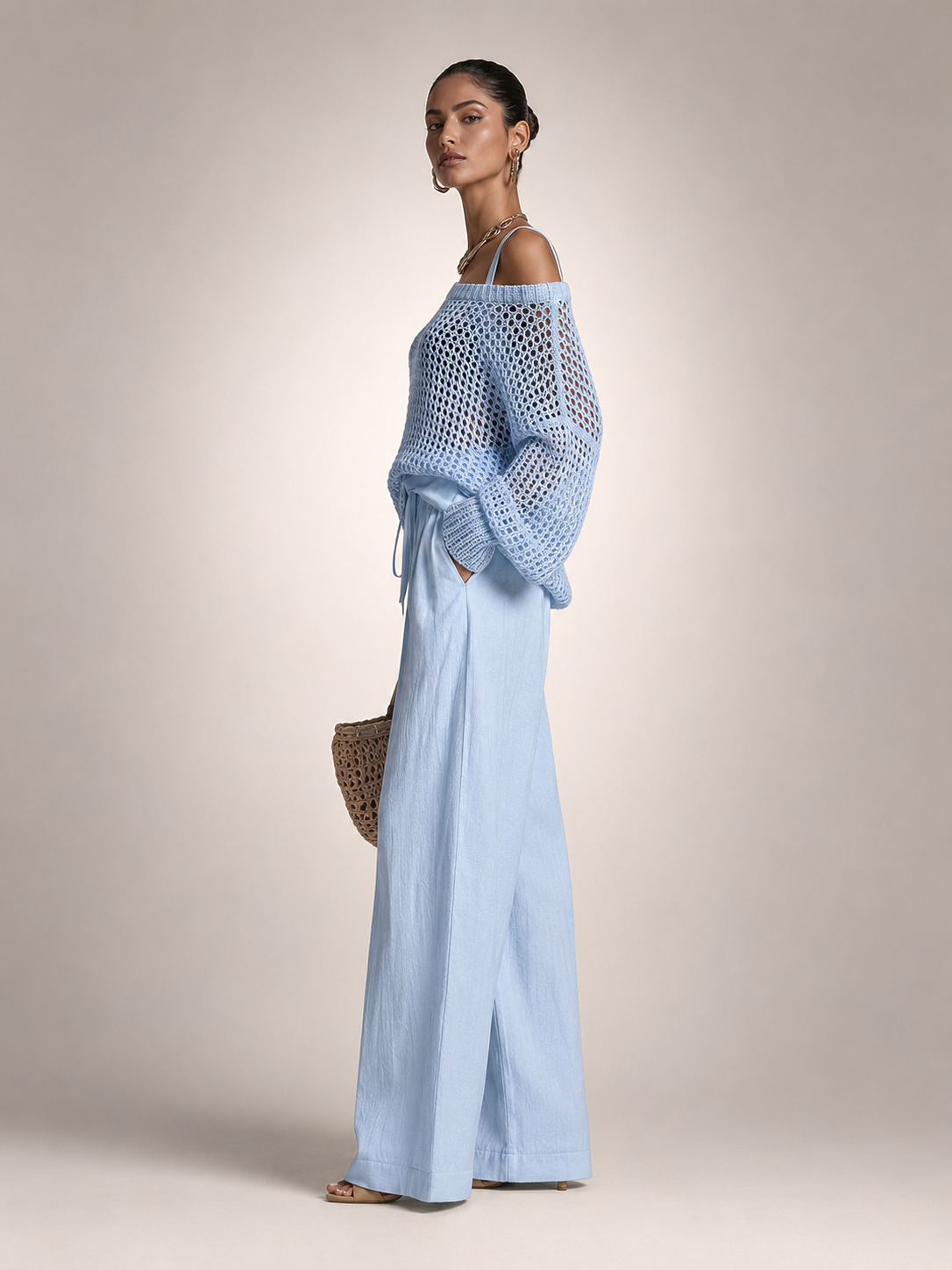Ariana – Off-Shoulder Two-Piece Trouser Set