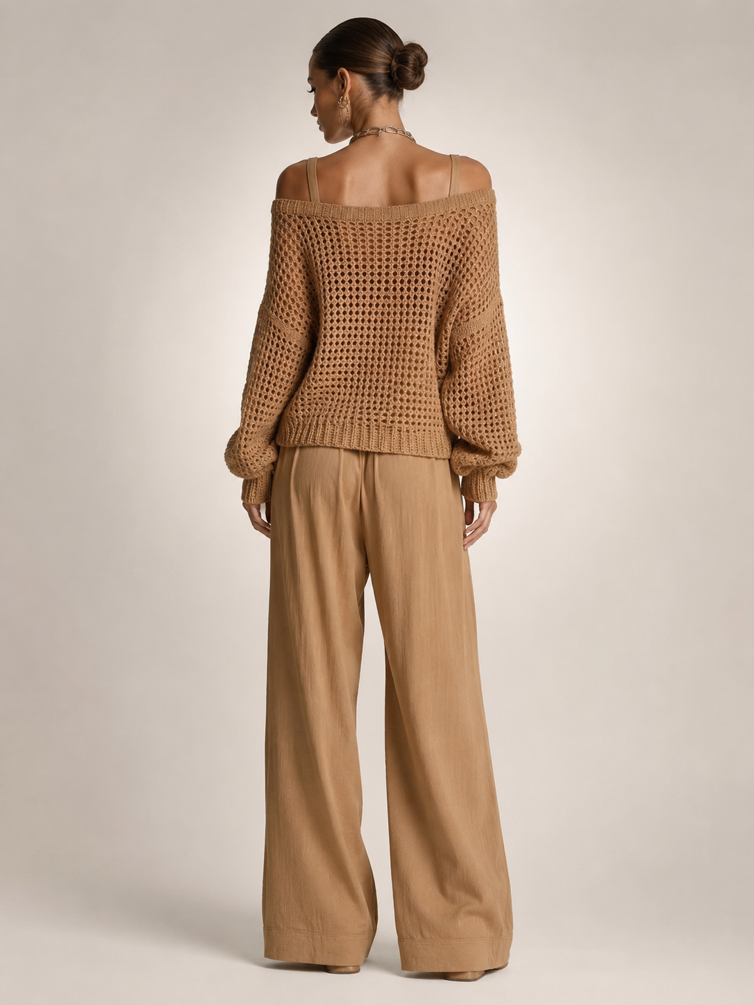 Ariana – Off-Shoulder Two-Piece Trouser Set