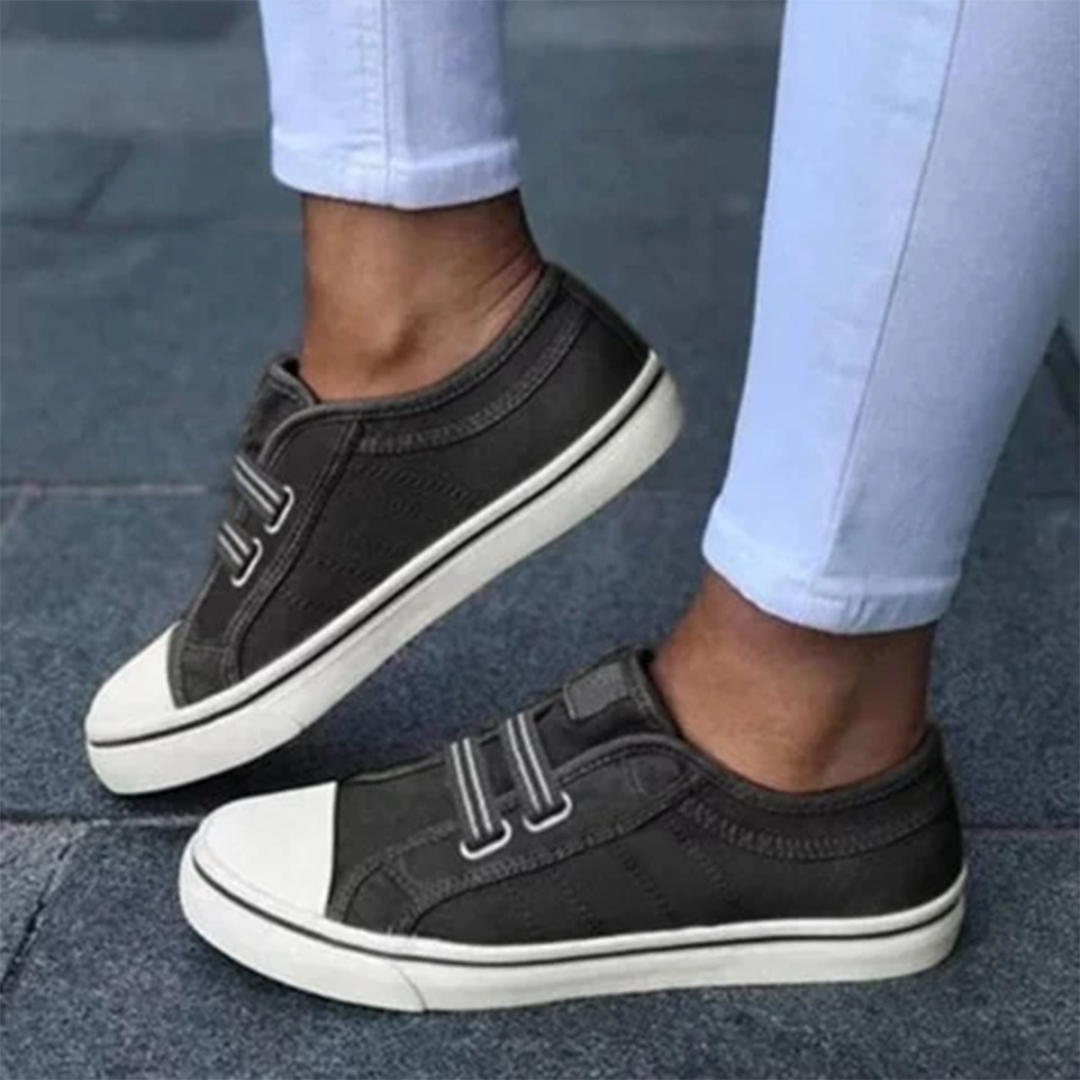 Vira – Casual Slip-On Sneakers