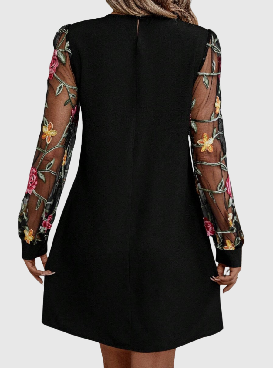 Enid – Elegant V-Neck Dress with Sleeves