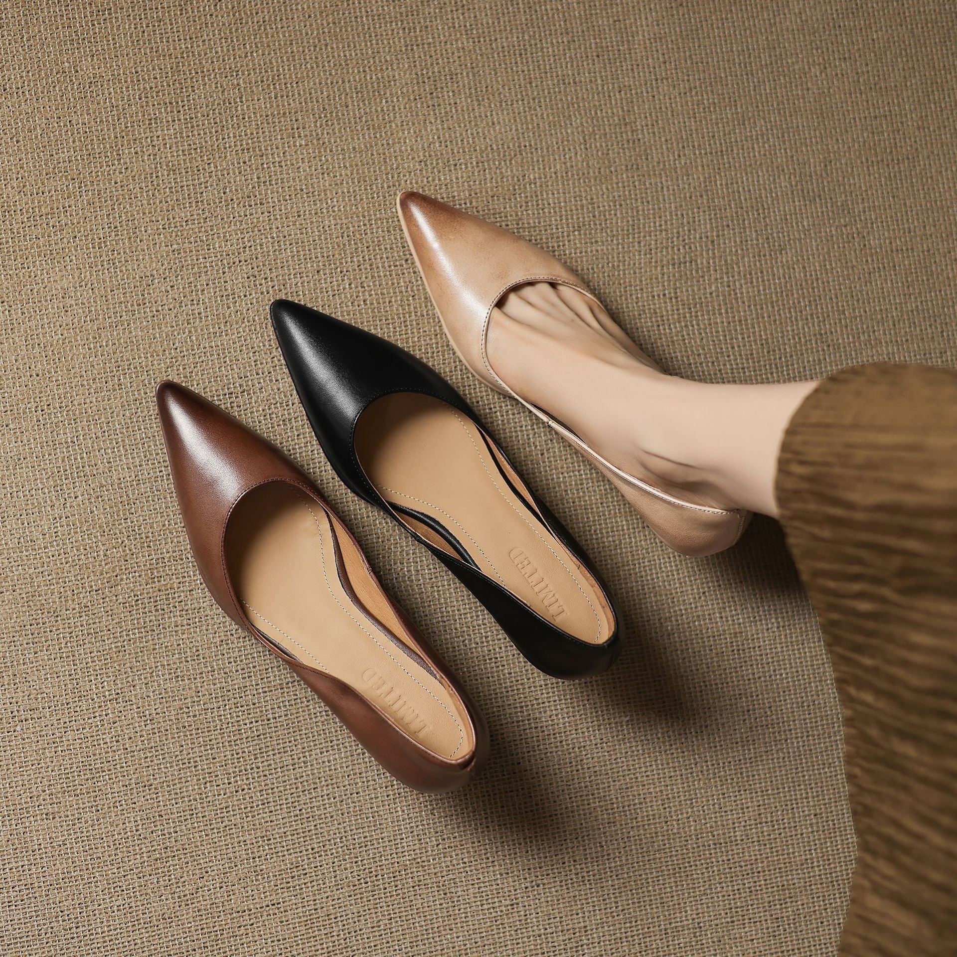 Sienna - Elegant Leather Kitten Heels