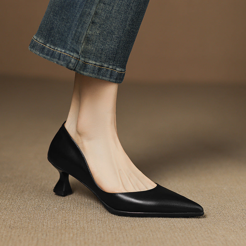 Sienna - Elegant Leather Kitten Heels