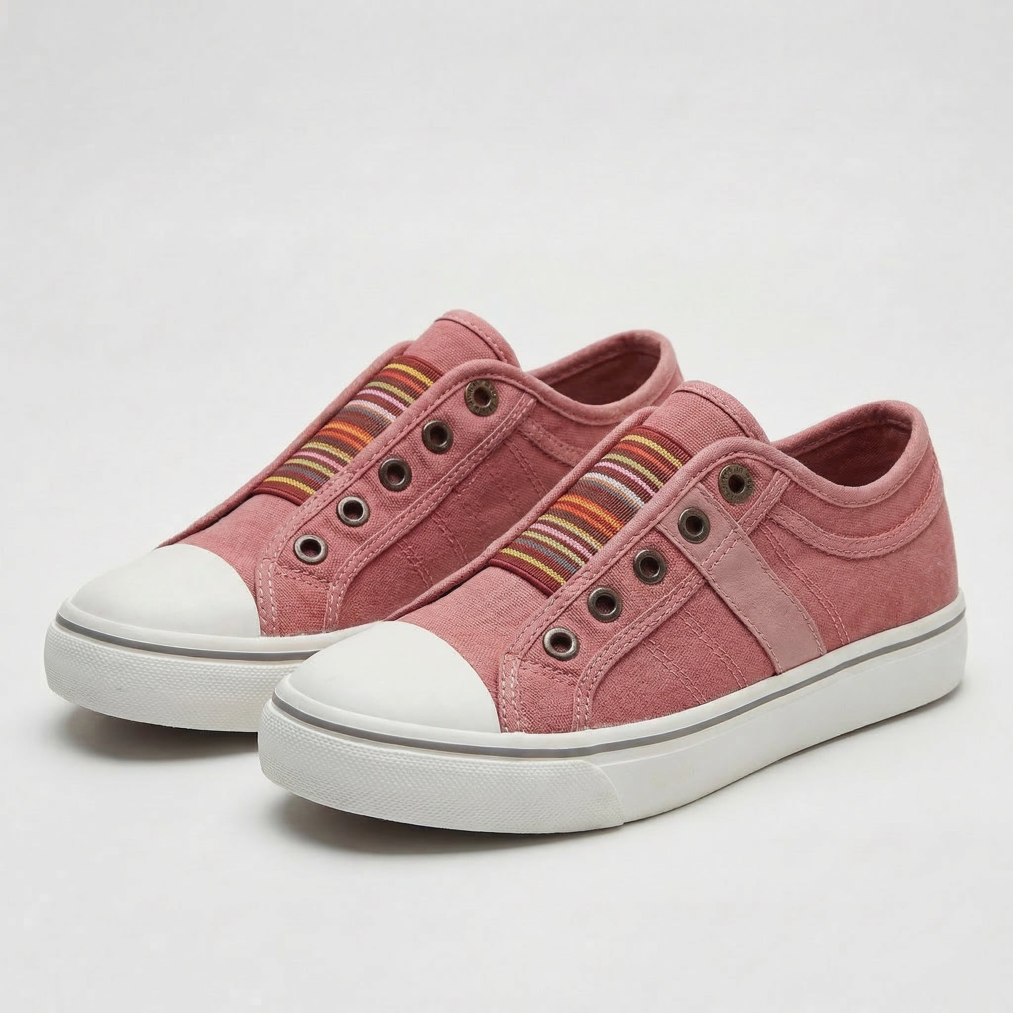 Vira – Casual Slip-On Sneakers