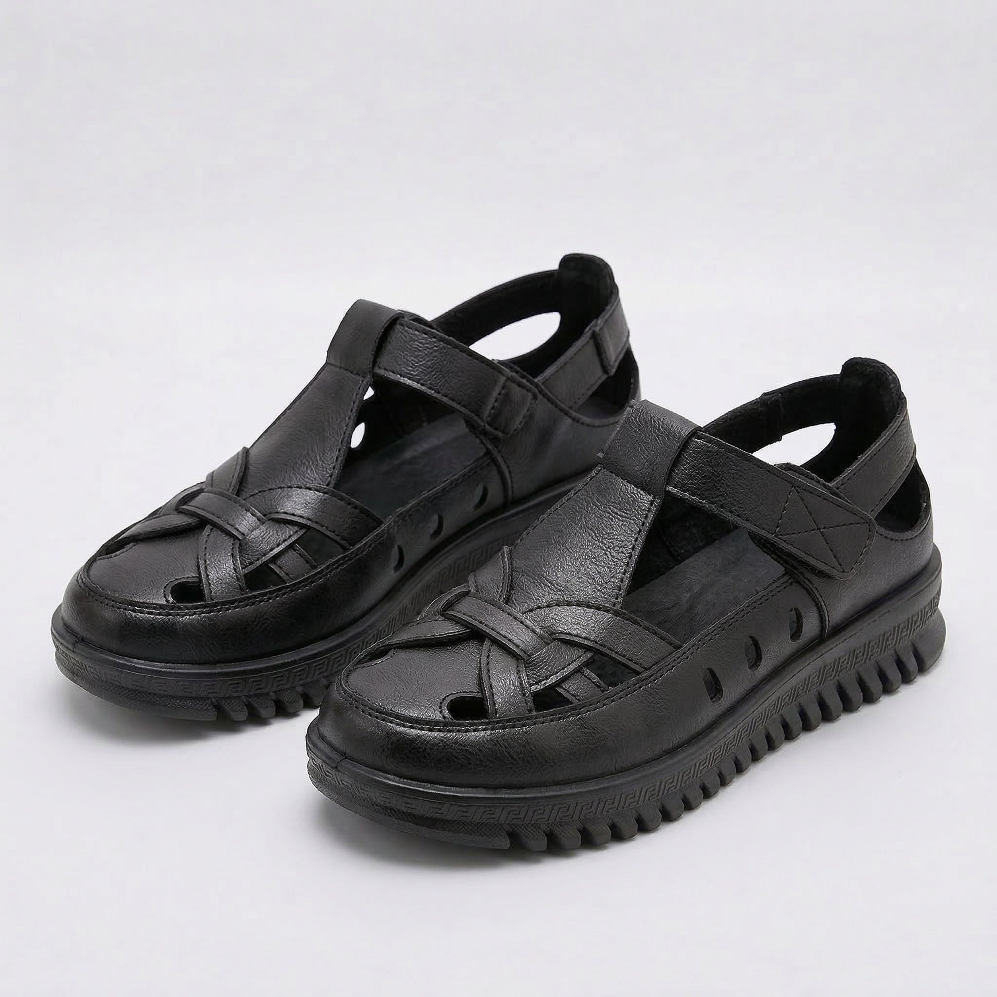 Constance – Comfortable Sandals with a Stable Sole