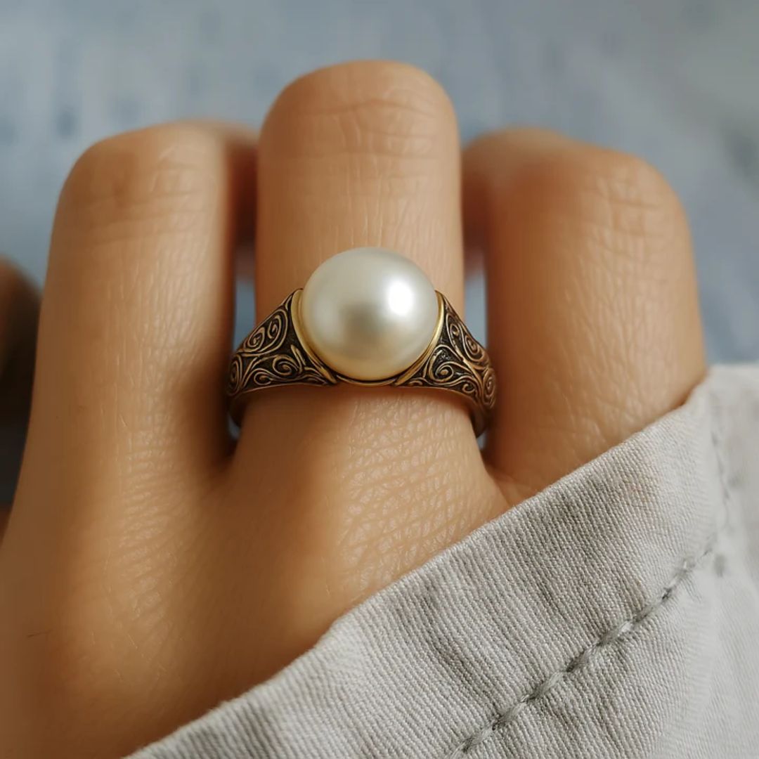 Kalista – Timeless Vintage Pearl Gold Ring