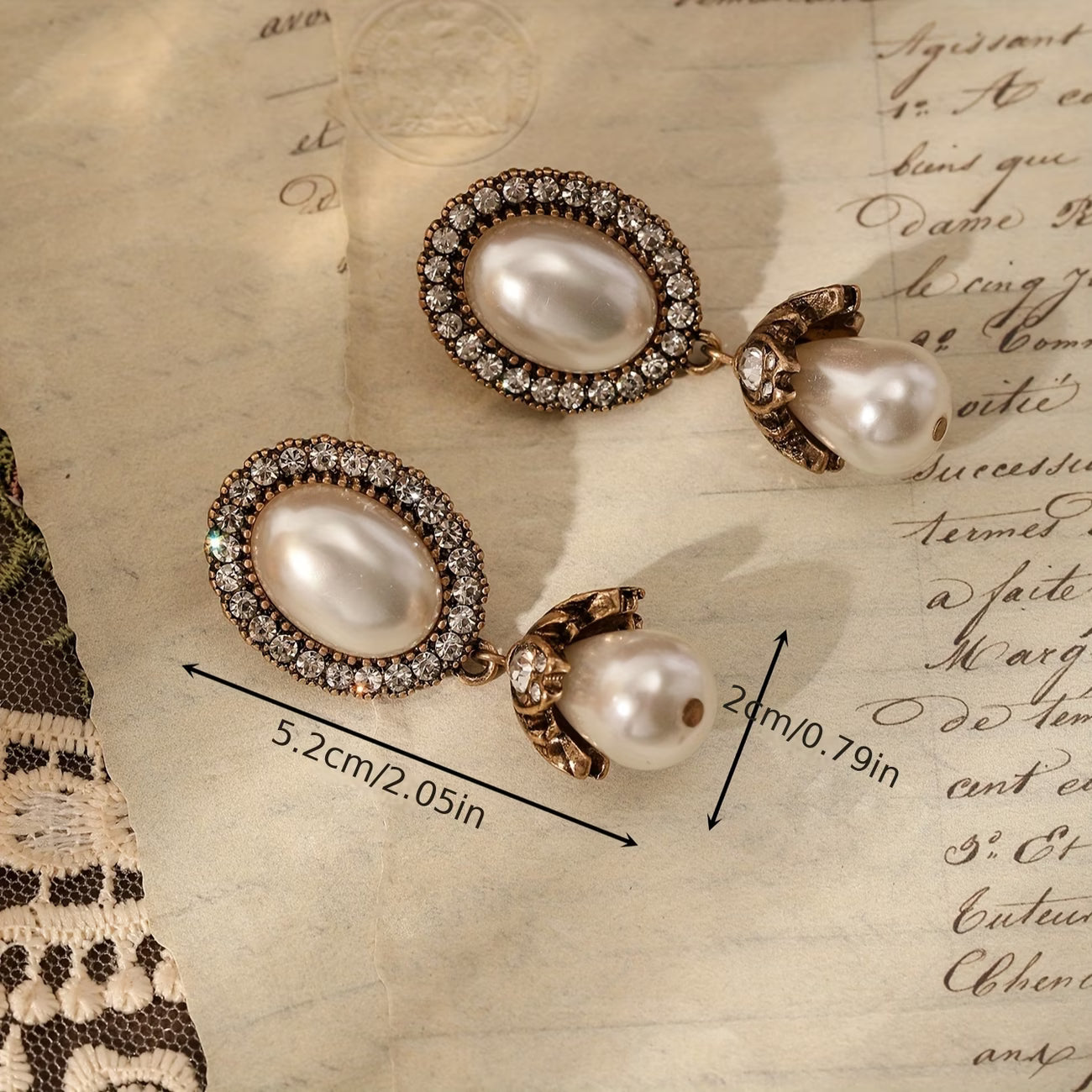 Melisande – Vintage Pearl Frame Earrings